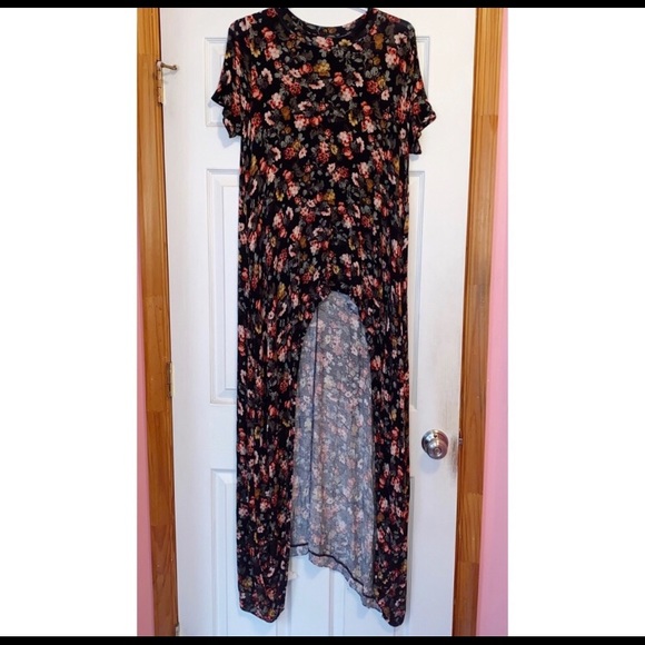 Annabelle Floral Hi-low Tunic. Large - Picture 7 of 8